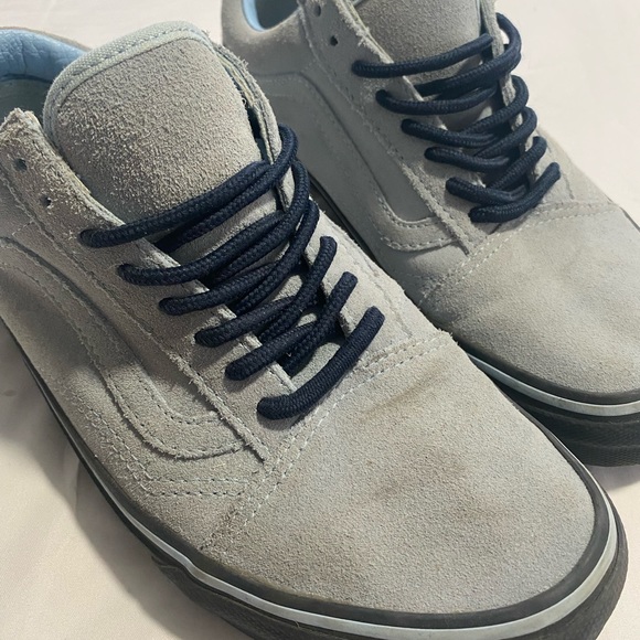 Blue vans - Picture 2 of 3